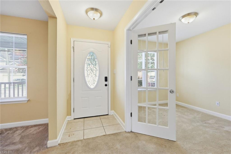 Photo 14 of 33 residential for sale in Norfolk virginia