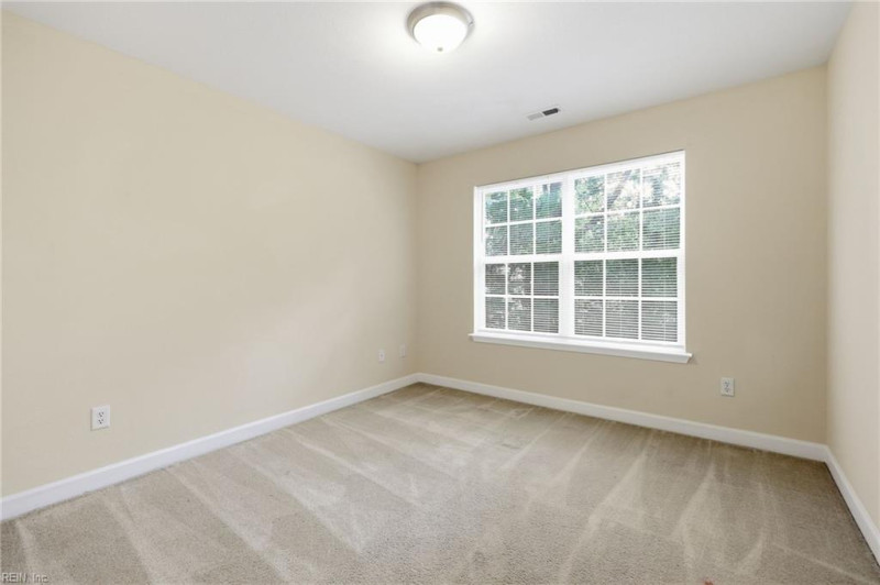 Photo 18 of 33 residential for sale in Norfolk virginia