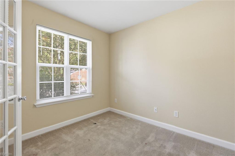 Photo 2 of 33 residential for sale in Norfolk virginia