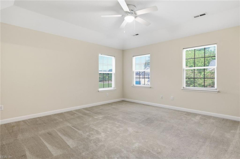 Photo 20 of 33 residential for sale in Norfolk virginia