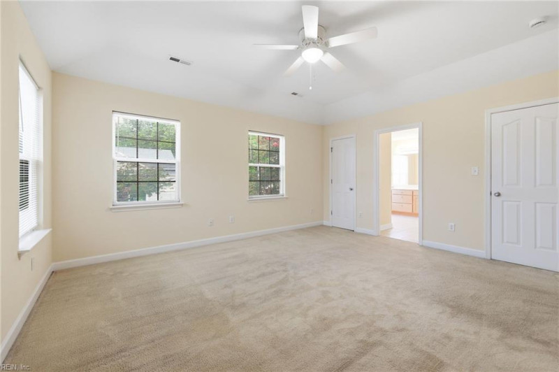 Photo 21 of 33 residential for sale in Norfolk virginia