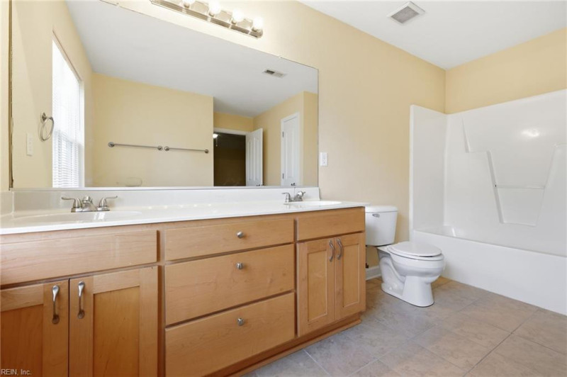 Photo 25 of 33 residential for sale in Norfolk virginia