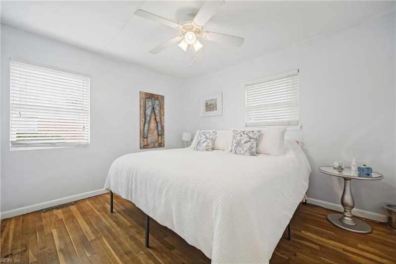 Photo 24 of 44 residential for sale in Virginia Beach virginia