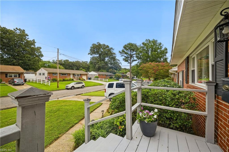 Photo 3 of 44 residential for sale in Virginia Beach virginia