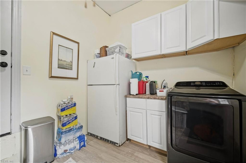 Photo 9 of 44 residential for sale in Virginia Beach virginia