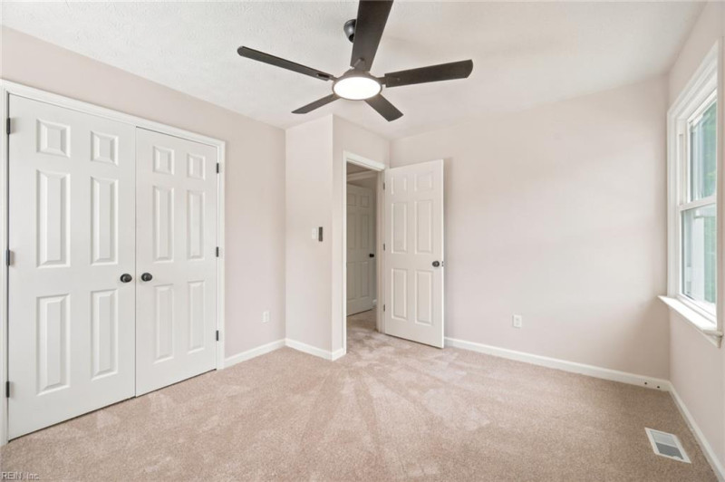 Photo 25 of 38 residential for sale in Hampton virginia