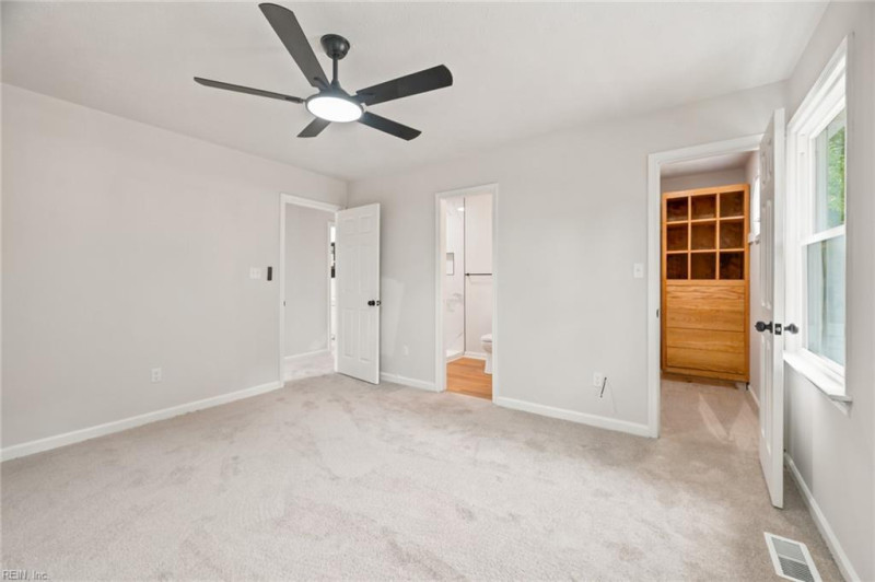 Photo 28 of 38 residential for sale in Hampton virginia