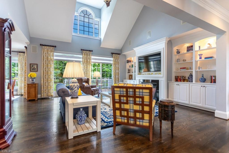 Photo 14 of 50 residential for sale in York County virginia