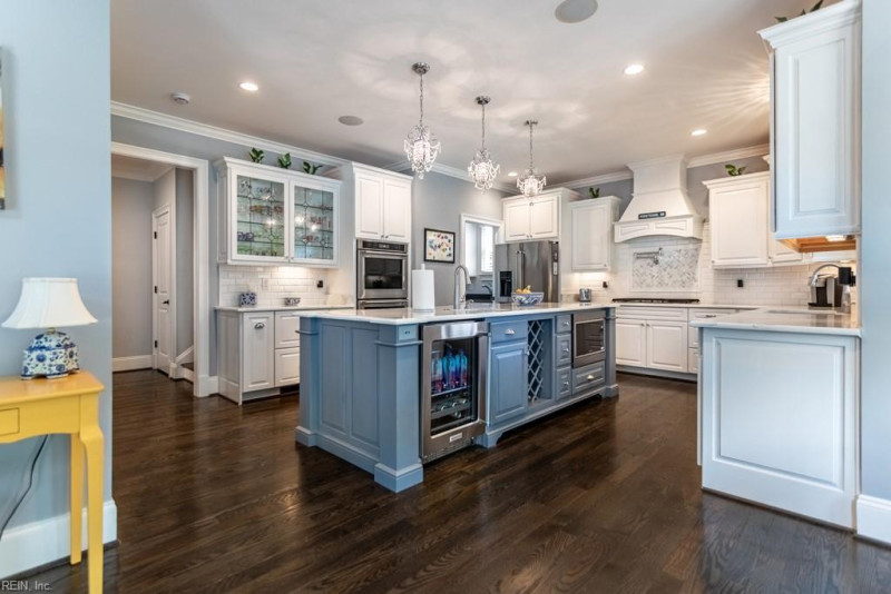 Photo 23 of 50 residential for sale in York County virginia