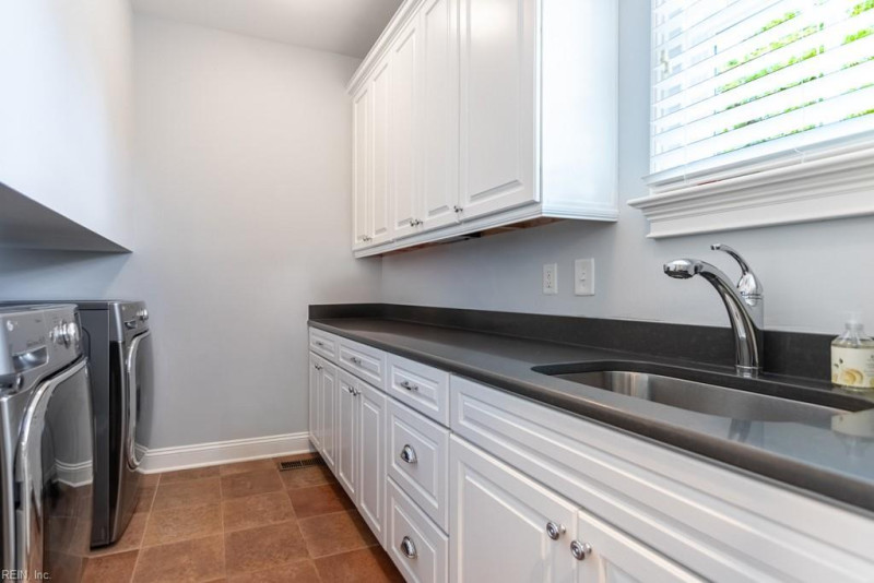 Photo 33 of 50 residential for sale in York County virginia