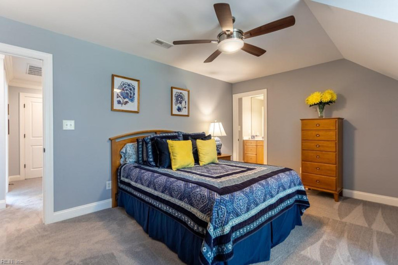 Photo 37 of 50 residential for sale in York County virginia