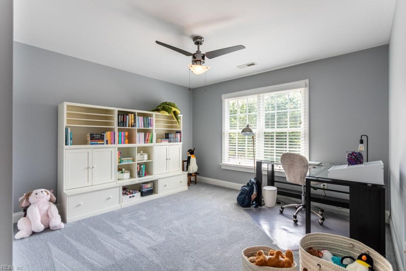 Photo 41 of 50 residential for sale in York County virginia
