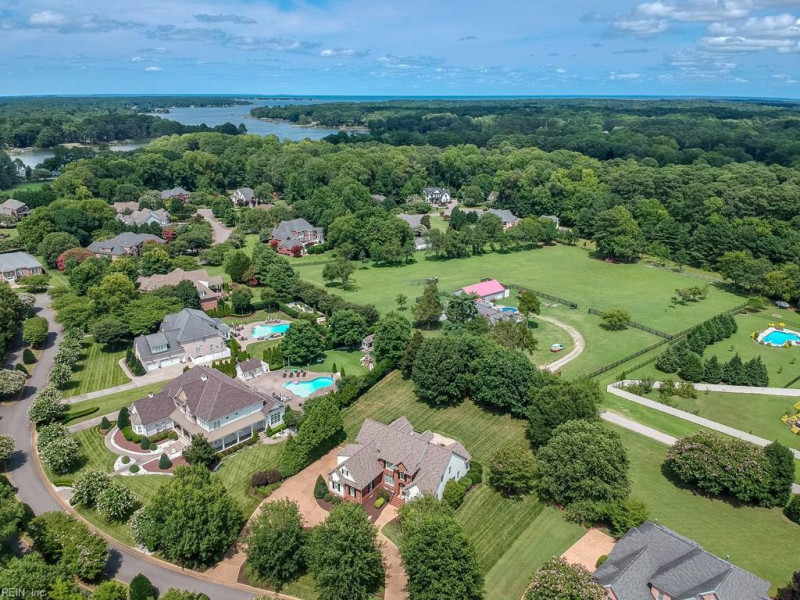 Photo 6 of 50 residential for sale in York County virginia