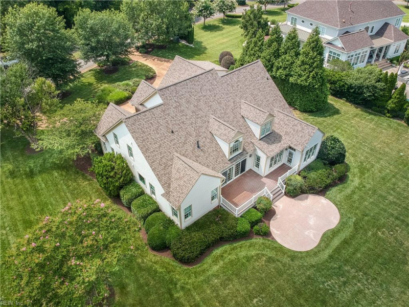 Photo 7 of 50 residential for sale in York County virginia