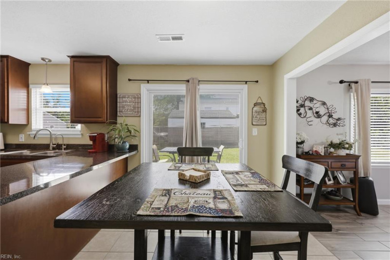 Photo 12 of 29 residential for sale in Virginia Beach virginia