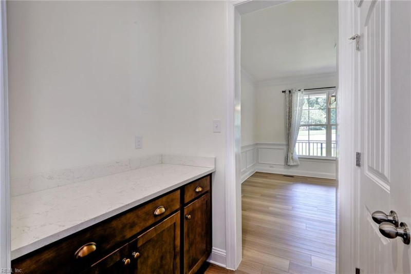 Photo 20 of 50 residential for sale in James City County virginia