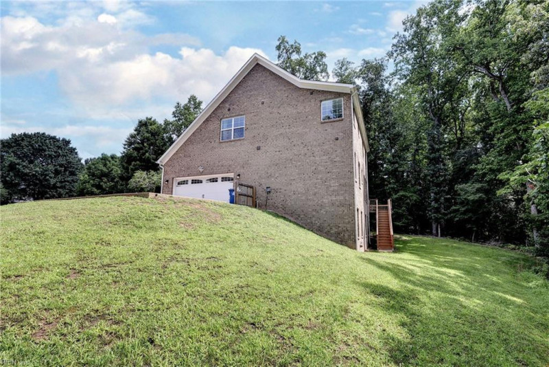 Photo 48 of 50 residential for sale in James City County virginia