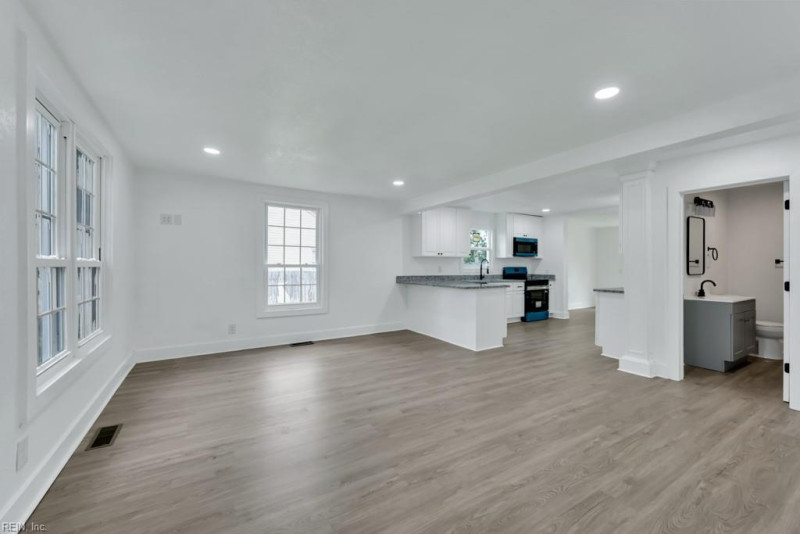 Photo 10 of 40 residential for sale in Norfolk virginia Photo 10 of 40 residential for sale in Norfolk virginia