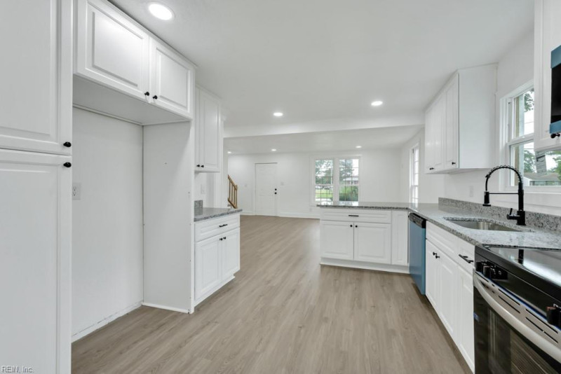 Photo 15 of 40 residential for sale in Norfolk virginia Photo 15 of 40 residential for sale in Norfolk virginia