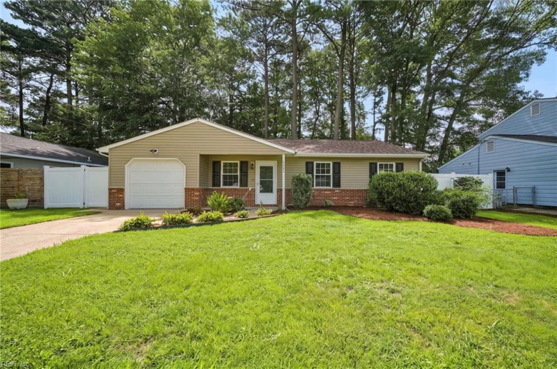 Photo 1 of 46 residential for sale in Chesapeake virginia Photo 1 of 46 residential for sale in Chesapeake virginia