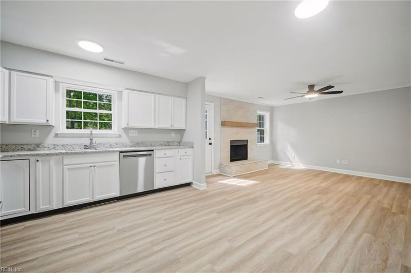 Photo 10 of 46 residential for sale in Chesapeake virginia Photo 10 of 46 residential for sale in Chesapeake virginia