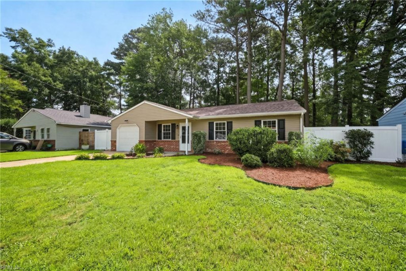 Photo 2 of 46 residential for sale in Chesapeake virginia Photo 2 of 46 residential for sale in Chesapeake virginia
