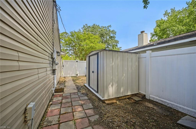 Photo 31 of 46 residential for sale in Chesapeake virginia Photo 31 of 46 residential for sale in Chesapeake virginia