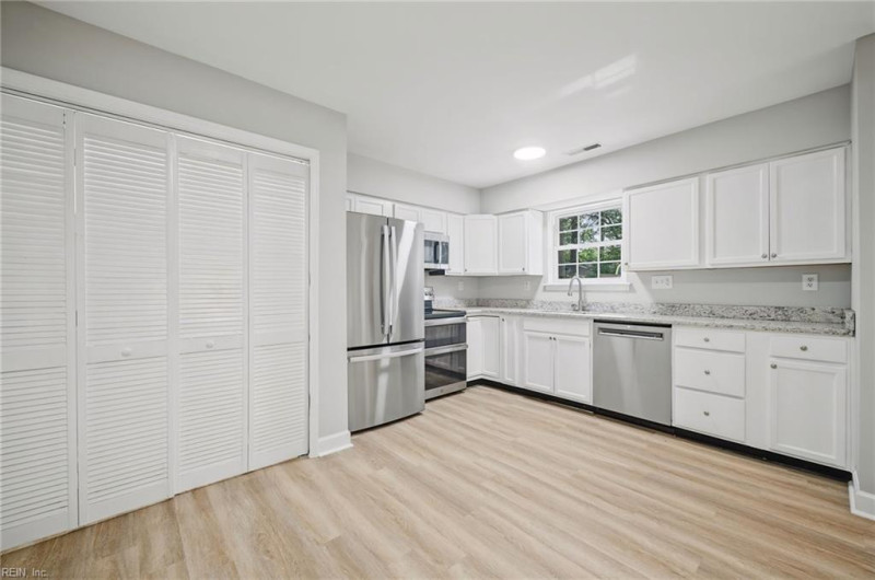 Photo 9 of 46 residential for sale in Chesapeake virginia Photo 9 of 46 residential for sale in Chesapeake virginia