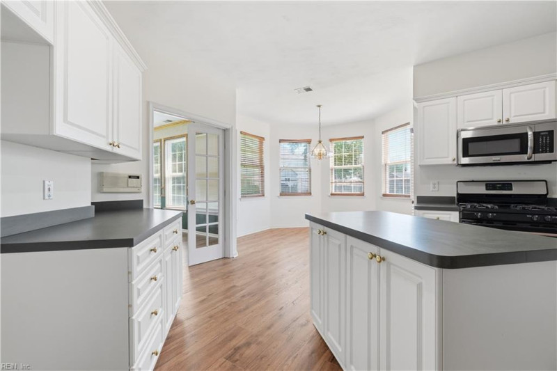 Photo 10 of 50 residential for sale in Chesapeake virginia Photo 10 of 50 residential for sale in Chesapeake virginia