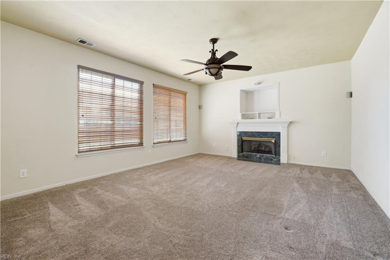 Photo 6 of 50 residential for sale in Chesapeake virginia Photo 6 of 50 residential for sale in Chesapeake virginia