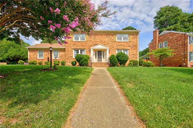 Photo 1 of 41 residential for sale in Chesapeake virginia