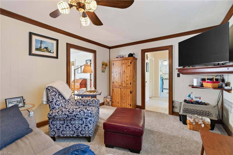 Photo 11 of 41 residential for sale in Chesapeake virginia