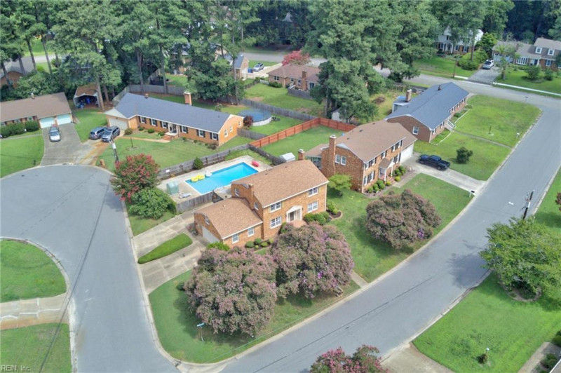 Photo 2 of 41 residential for sale in Chesapeake virginia