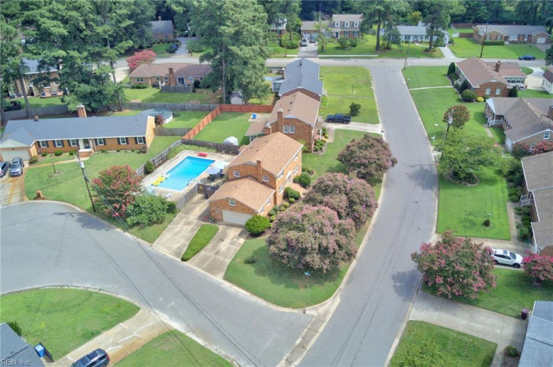 Photo 33 of 41 residential for sale in Chesapeake virginia