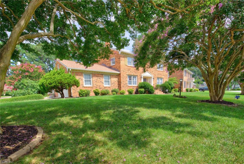 Photo 4 of 41 residential for sale in Chesapeake virginia