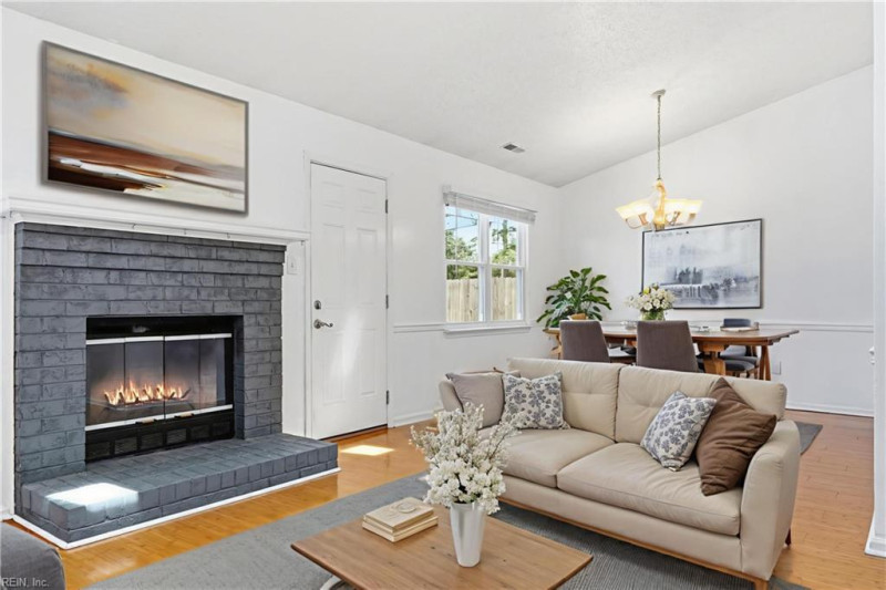 Photo 10 of 30 residential for sale in Virginia Beach virginia