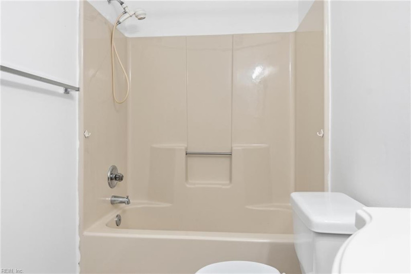 Photo 23 of 30 residential for sale in Virginia Beach virginia