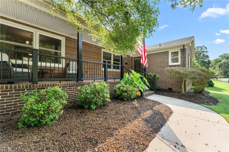Photo 3 of 36 residential for sale in Newport News virginia Photo 3 of 36 residential for sale in Newport News virginia