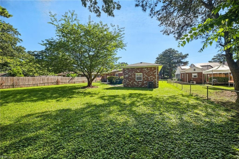 Photo 36 of 45 residential for sale in Chesapeake virginia Photo 36 of 45 residential for sale in Chesapeake virginia
