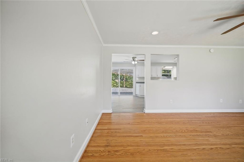 Photo 4 of 45 residential for sale in Chesapeake virginia Photo 4 of 45 residential for sale in Chesapeake virginia