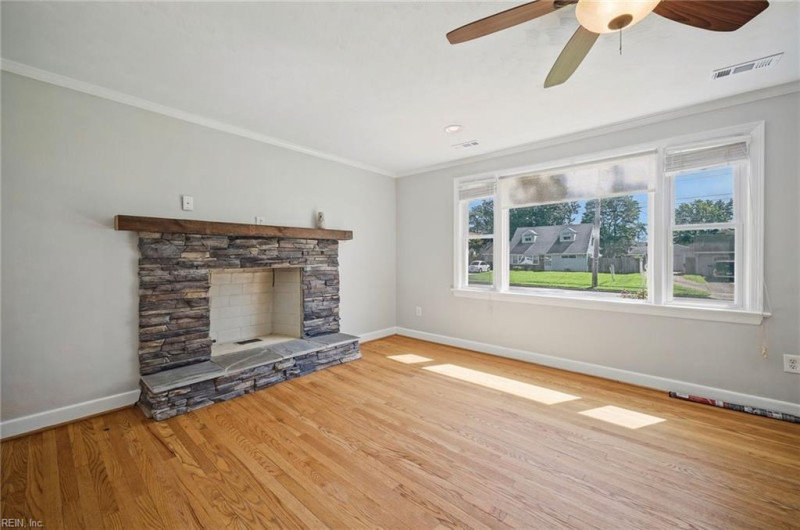 Photo 7 of 45 residential for sale in Chesapeake virginia Photo 7 of 45 residential for sale in Chesapeake virginia