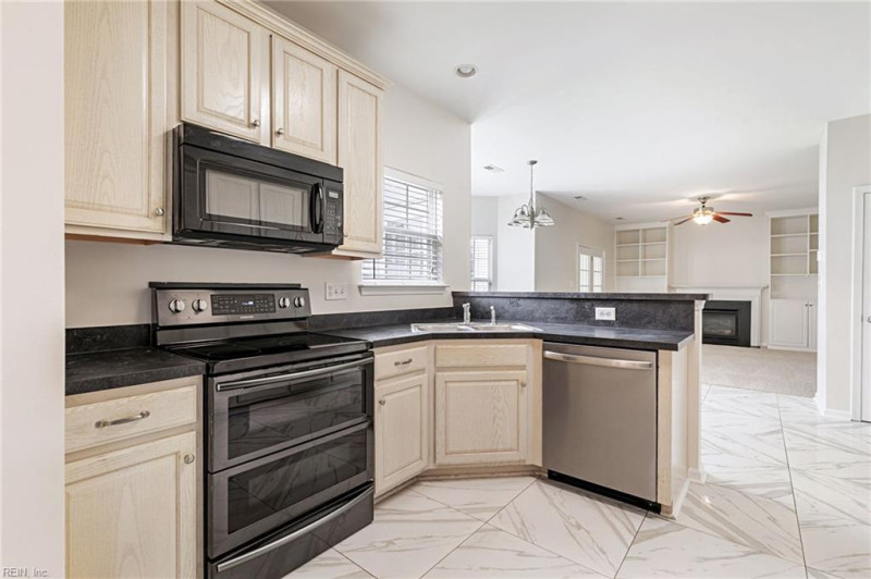 Photo 12 of 47 residential for sale in Hampton virginia Photo 12 of 47 residential for sale in Hampton virginia