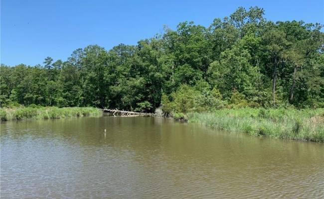 40-76 Featherbed Lane, Gloucester County, VA 23061 photo 2