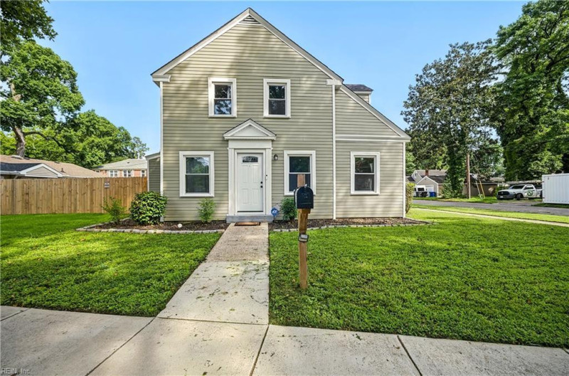 Photo 1 of 33 residential for sale in Portsmouth virginia