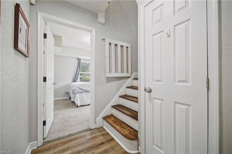 Photo 12 of 33 residential for sale in Portsmouth virginia