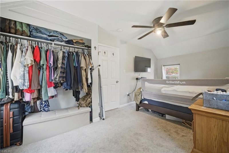 Photo 20 of 33 residential for sale in Portsmouth virginia