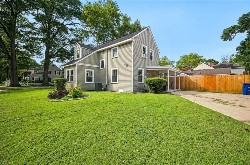 Photo 32 of 33 residential for sale in Portsmouth virginia