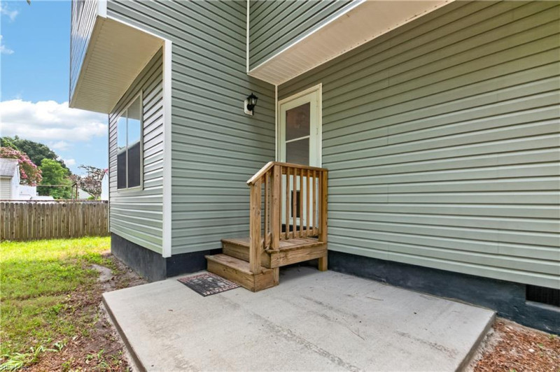Photo 30 of 33 residential for sale in Norfolk virginia