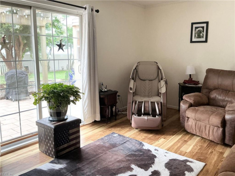 Photo 12 of 42 residential for sale in Newport News virginia
