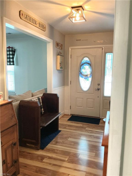 Photo 5 of 42 residential for sale in Newport News virginia